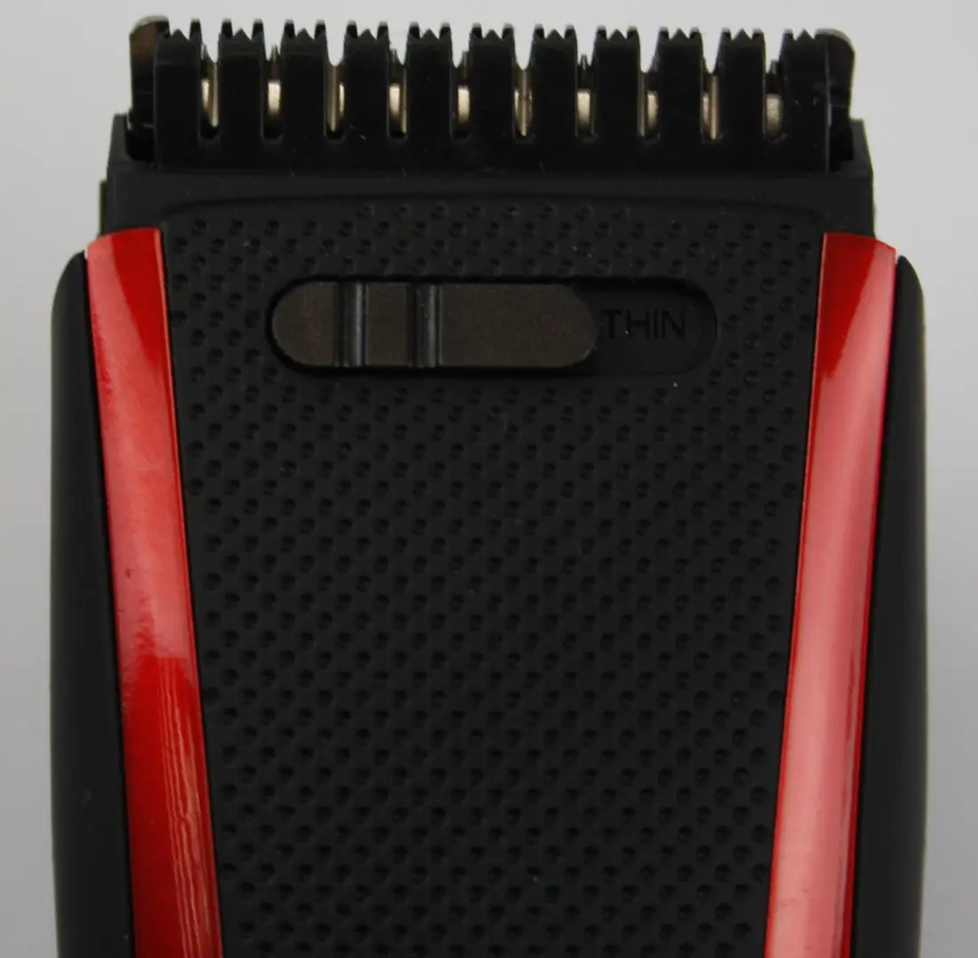 Masina de tuns Brock BHC 2001 (Black/Red)