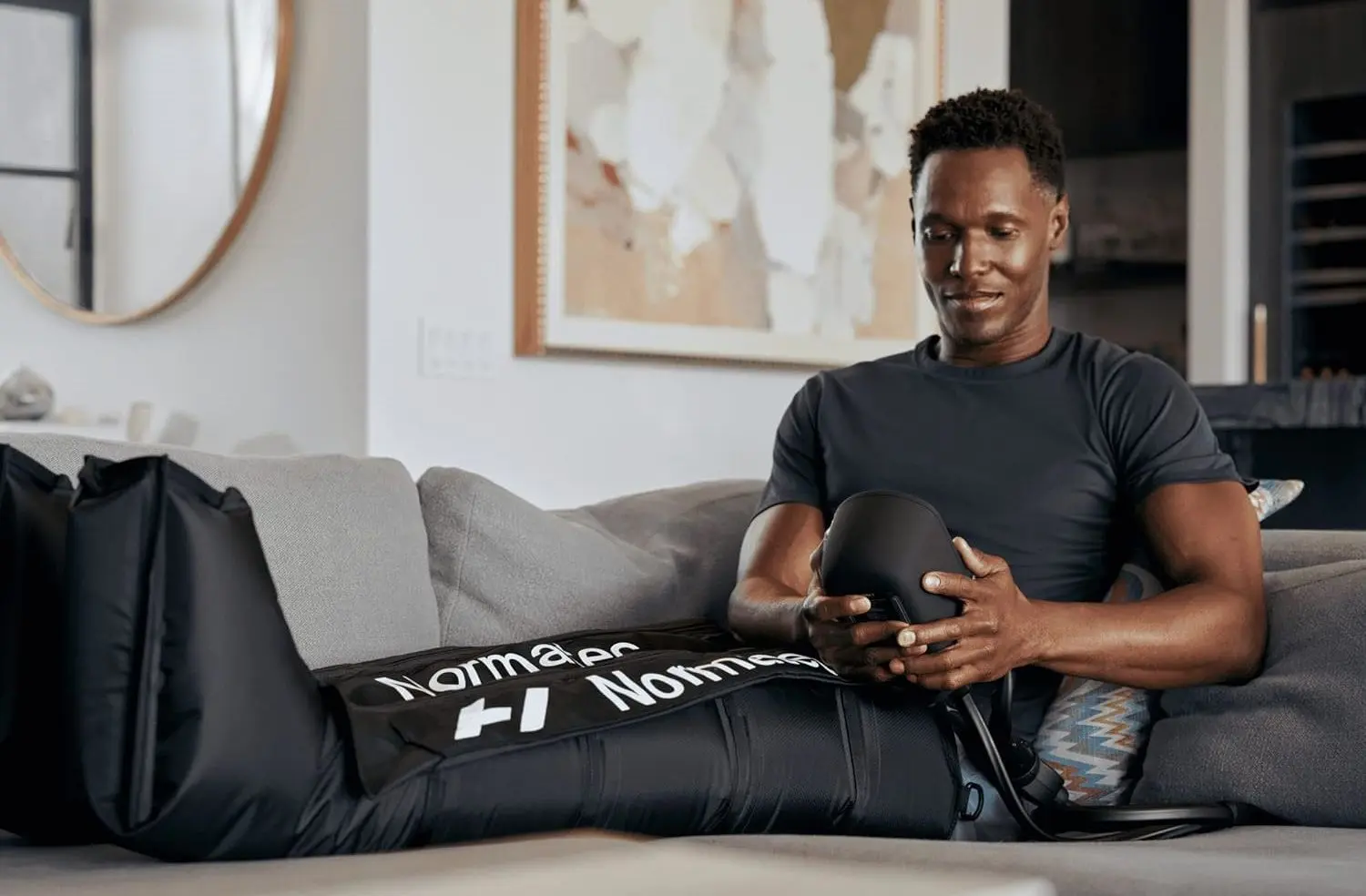 Aparat de masaj pentru picioare Hyperice Normatec 3.0 Legs (Black) - 4