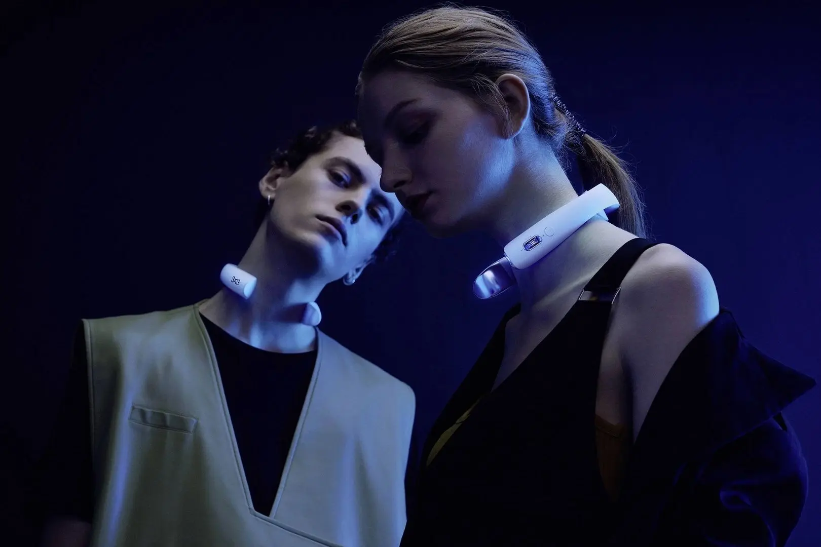 Массажер для шеи SKG K5 Pro (White) - 3