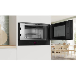 Встраиваемая микроволновая печь Bosch BER7321B1 (Black) Thumb