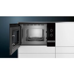 Cuptor cu microunde incorporabil Siemens iQ300 BF520LMR0 (Black/Inox) Thumb
