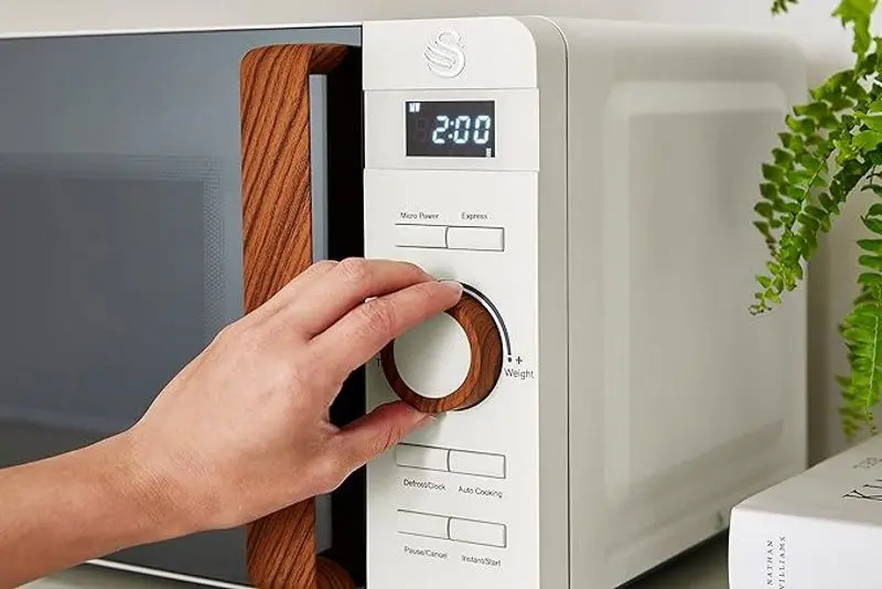 Микроволновая печь Swan Nordic SM22036WHTN (White)