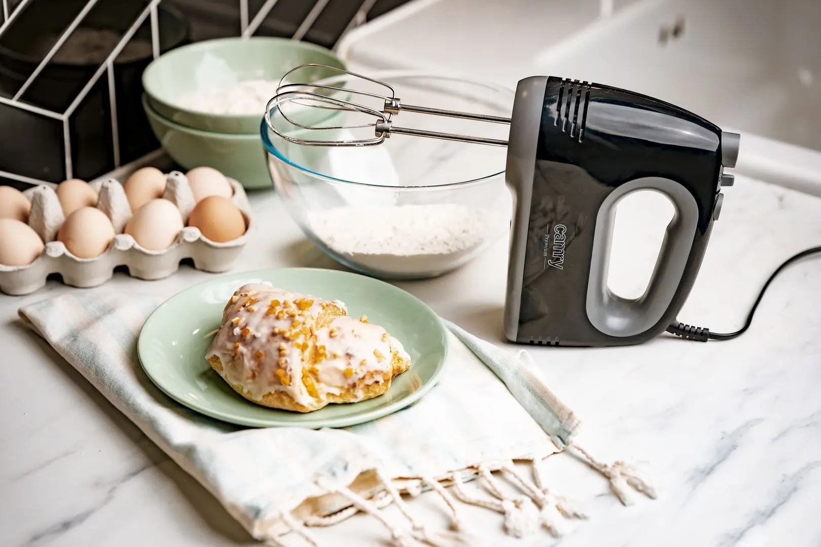 Миксер Camry CR 4220B (Black)