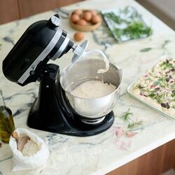 Планетарный миксер KitchenAid Artisan 5KSM175PSEOB (Black) Thumb