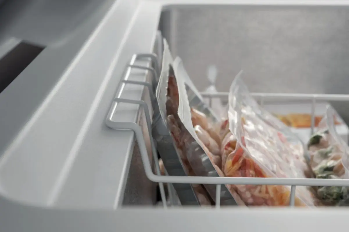 Морозильник-ларь Whirlpool ACO432 (White)