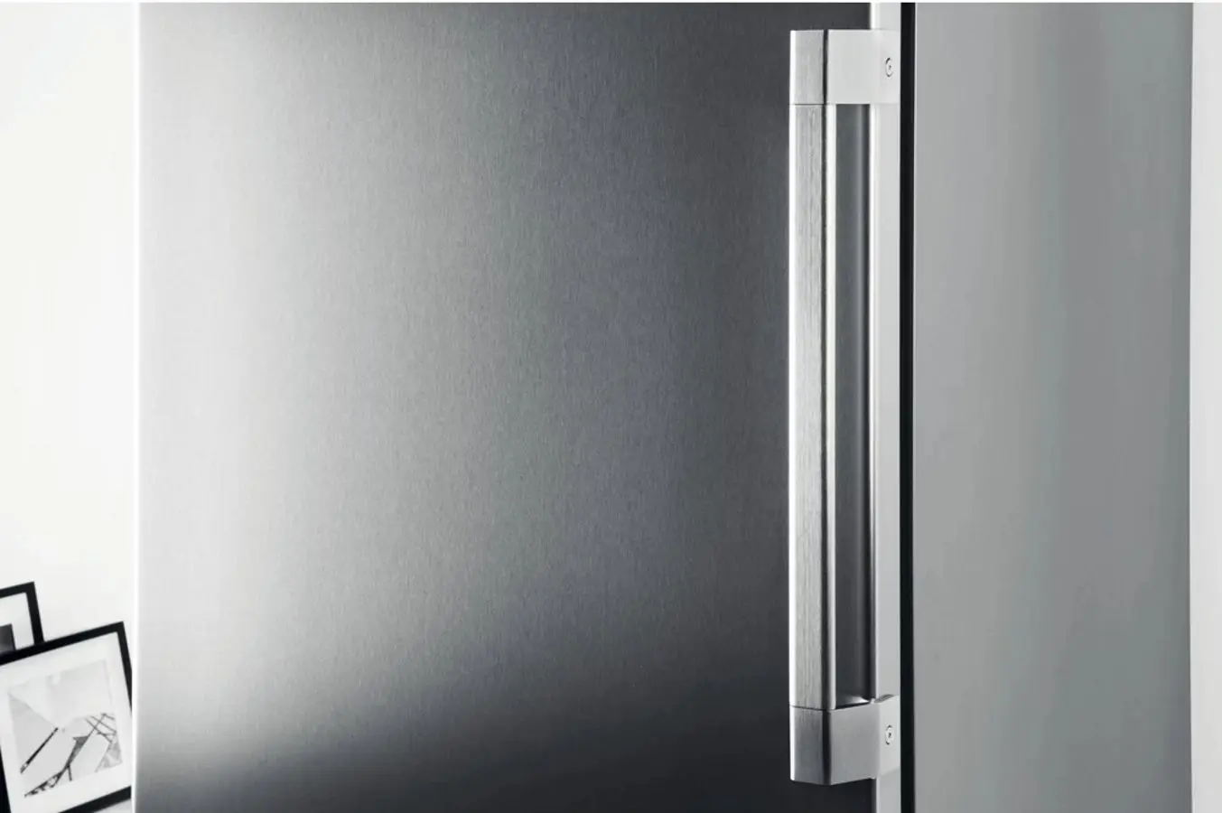 Морозильник-шкаф Whirlpool UW8F2YXBIF2 (Inox)