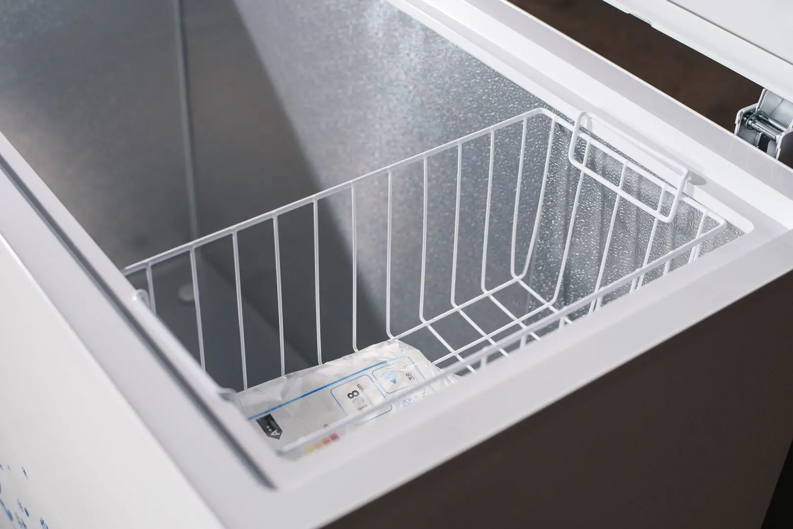 Морозильник-ларь Wintter SF-210W (White)