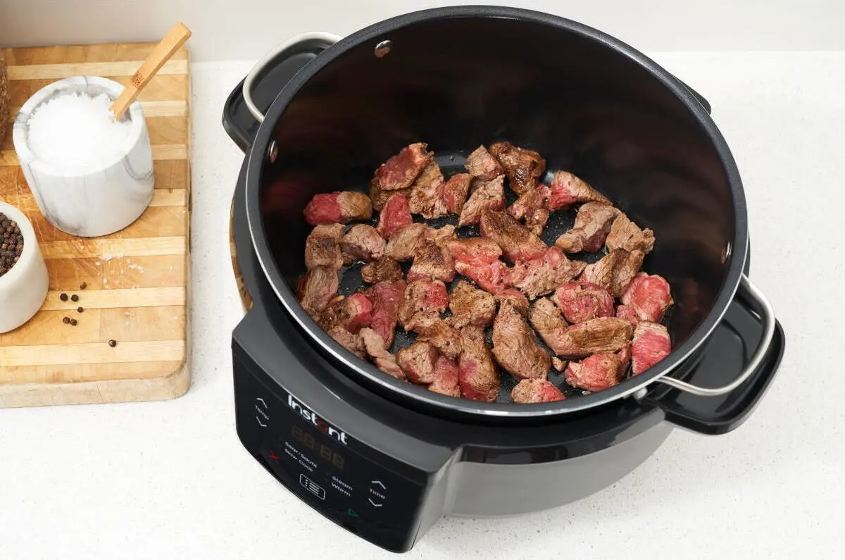 Slow cooker Instant Pot Superior 4in1 (Black)