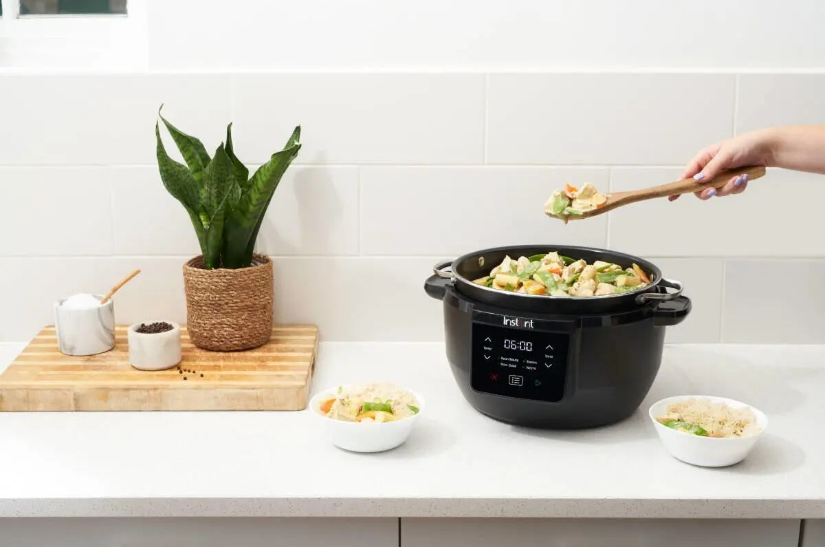 Slow cooker Instant Pot Superior 4in1 (Black)