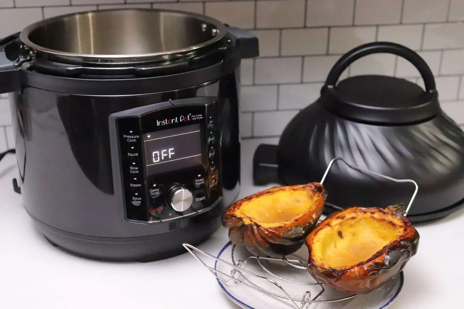 Multicooker Instant Pot Pro Crisp 8 (Black)