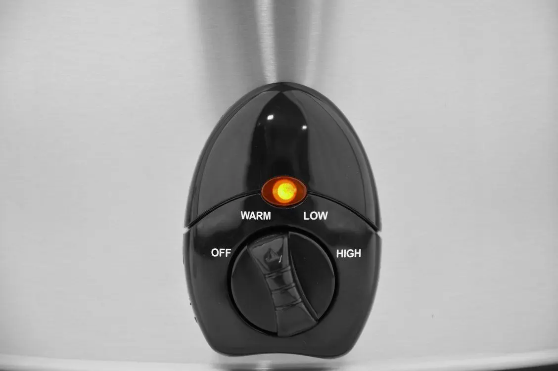 Медленноварка Lund 67661 (Inox)