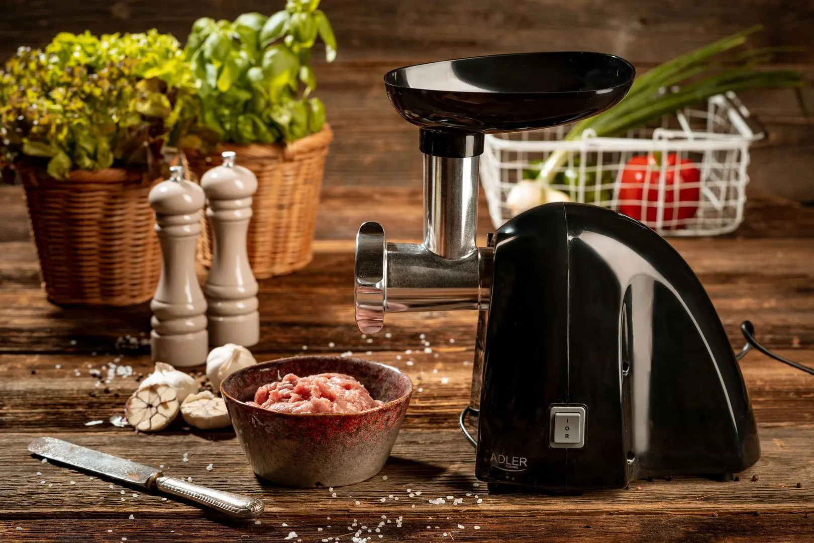 Мясорубка Adler AD 4811 (Black)