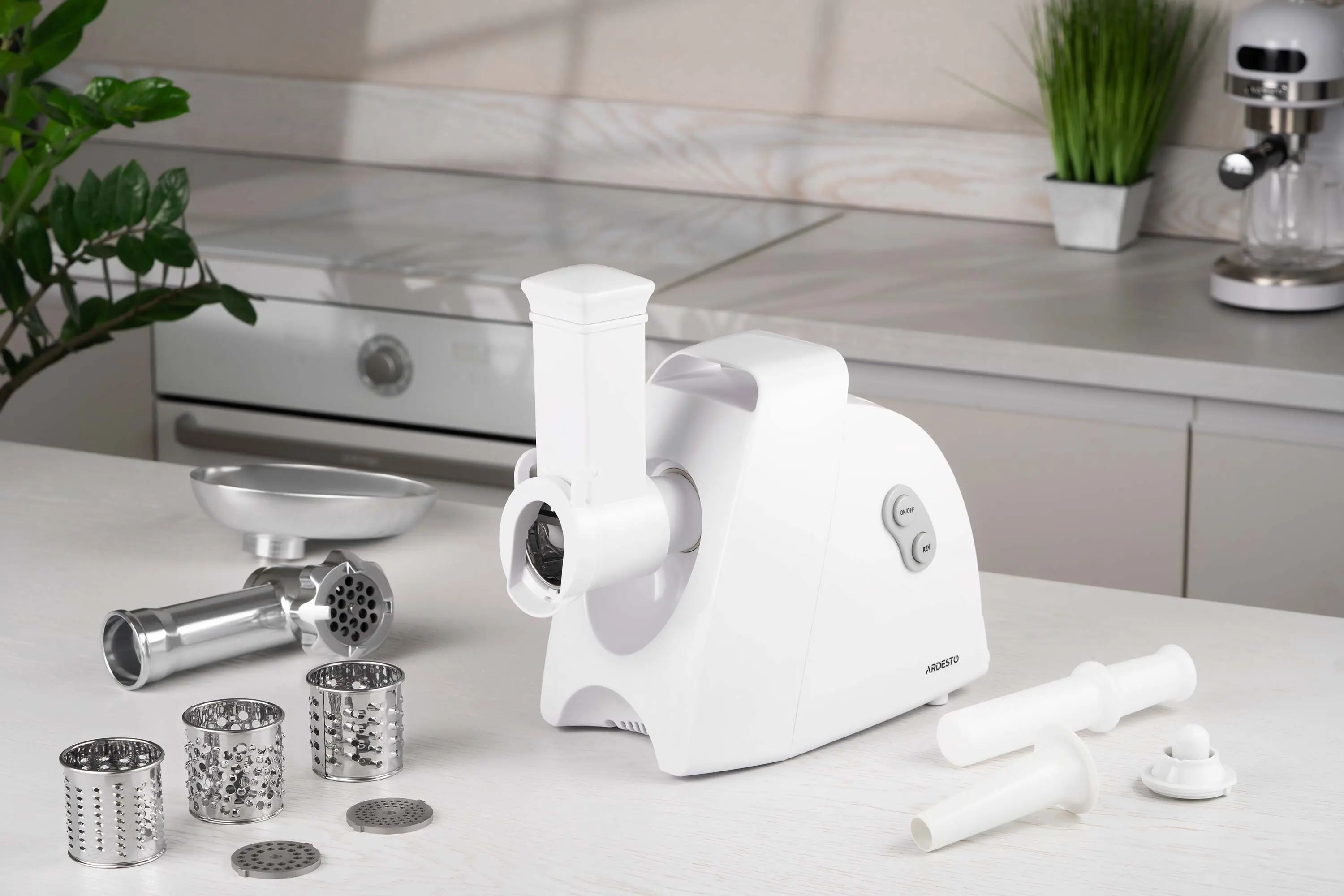Masina de tocat carne Ardesto MGK-1900 (White) - 10