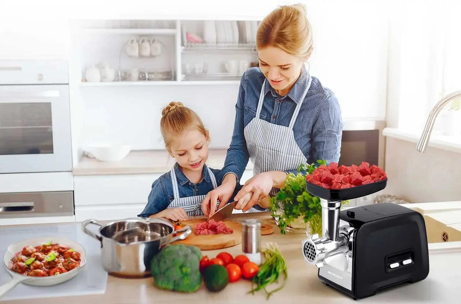 Мясорубка Berdsen BD-601A 360100 (Black/Silver) - 7