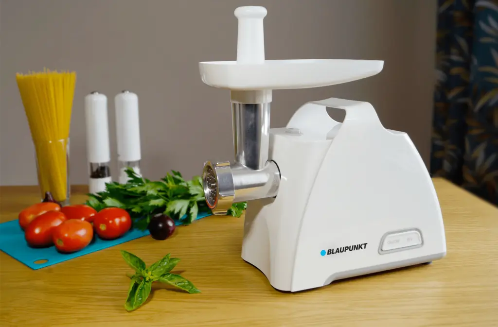Мясорубка Blaupunkt FMM401 (White) - 2