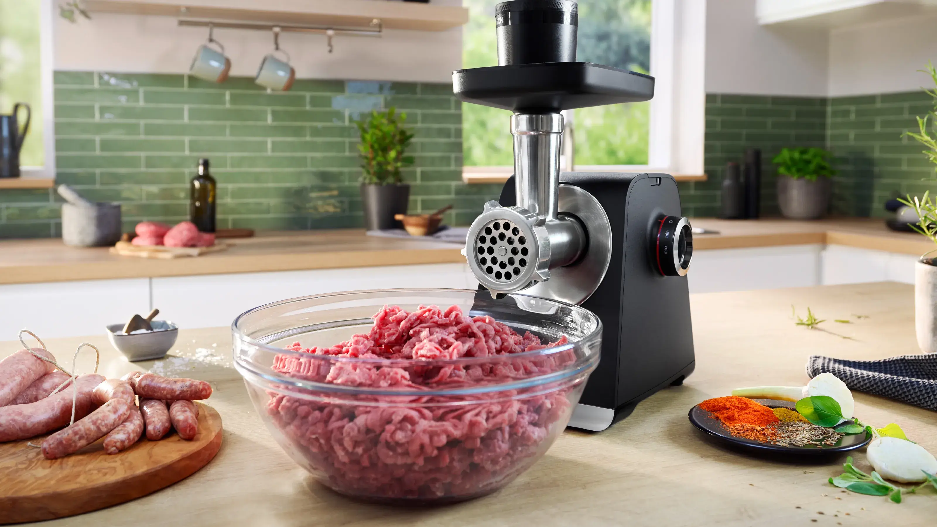 Masina de tocat carne Bosch MFWS650B (Black)