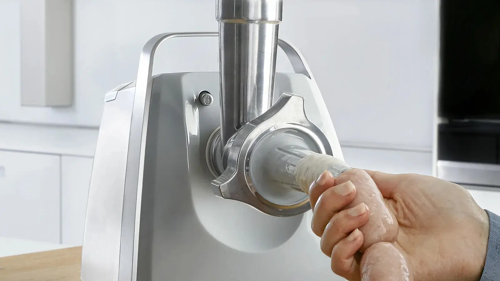 Masina de tocat carne Bosch ProPower MFW45020 (White/Grey)