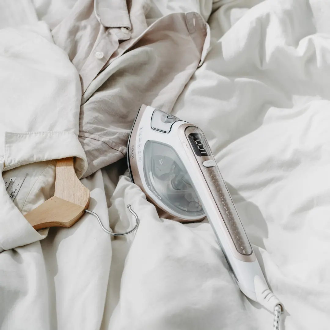 Aparat de curatat cu aburi 2in1 Adler AD 5044 (White/Pink)