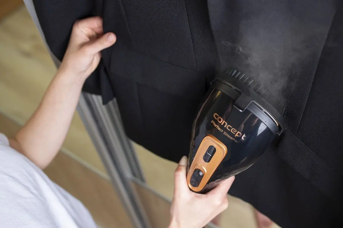 Aparat de calcat cu abur Concept Perfect Steamer NO8000 (Black)