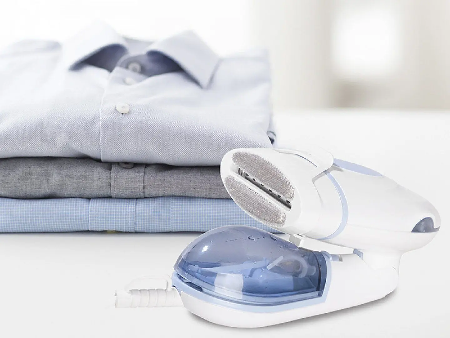 Aparat de calcat cu abur Lafe PUW 001 (White/Blue)