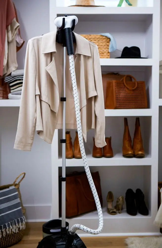 Aparat de calcat cu aburi Singer SWP.02C2 SteamWorks Pro (Black)