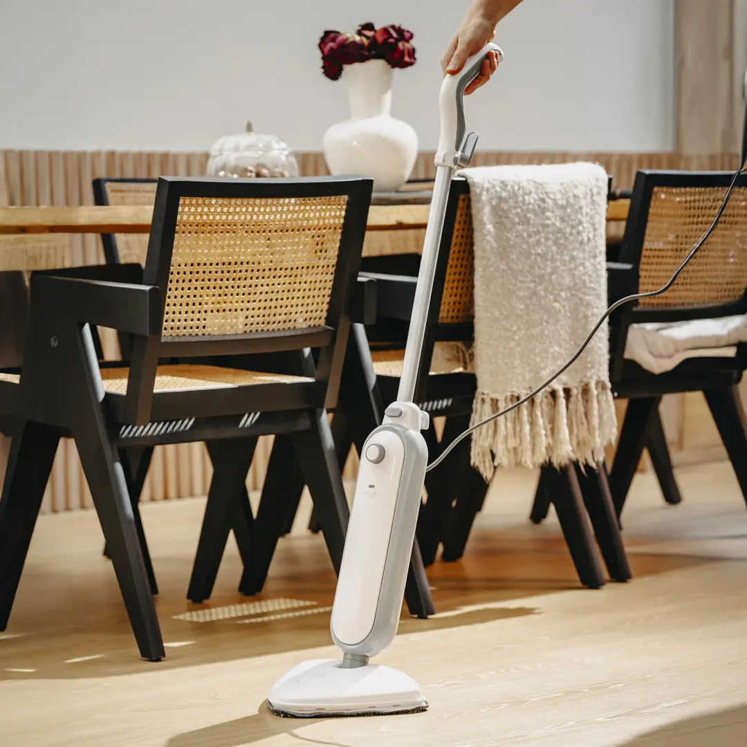 Mop cu aburi Adler AD 7057 (White/Grey)
