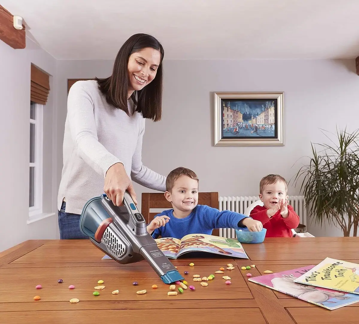 Aspirator de mana cu acumulator Black+Decker BHHV520BF (Black/Blue)