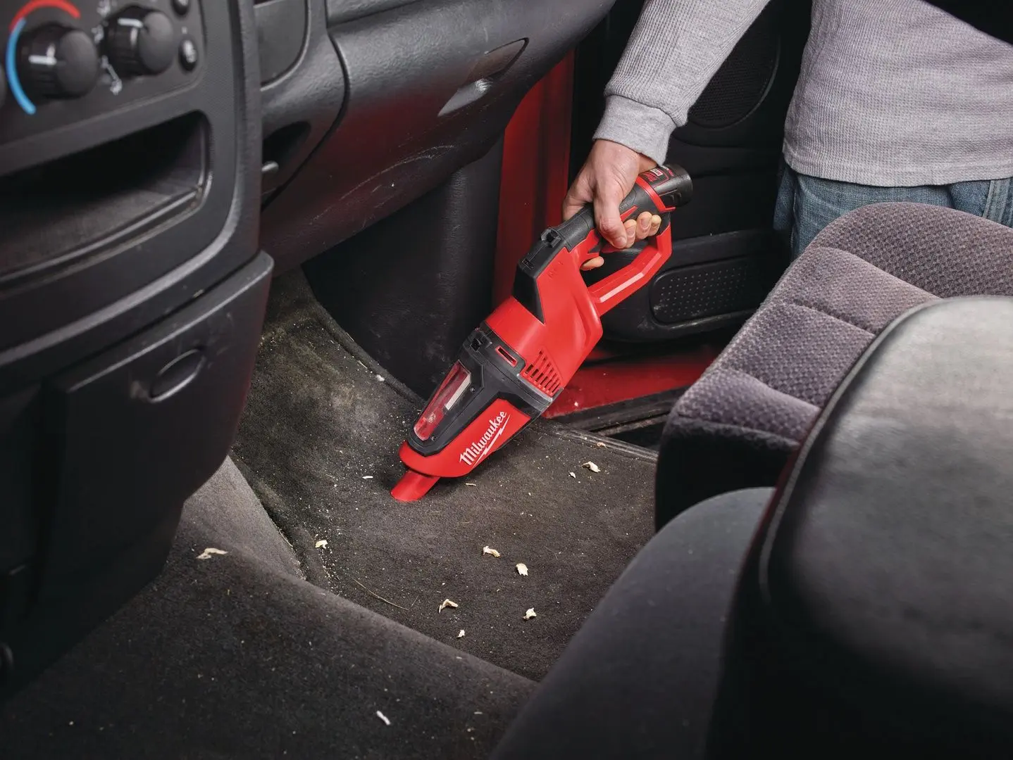 Aspirator portabil Milwaukee M12 HV-0 (Red/Black)