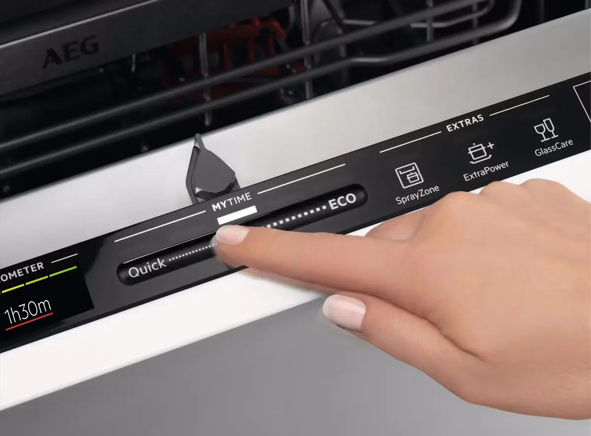 Встраиваемая посудомоечная машина AEG FSE74608P (White)