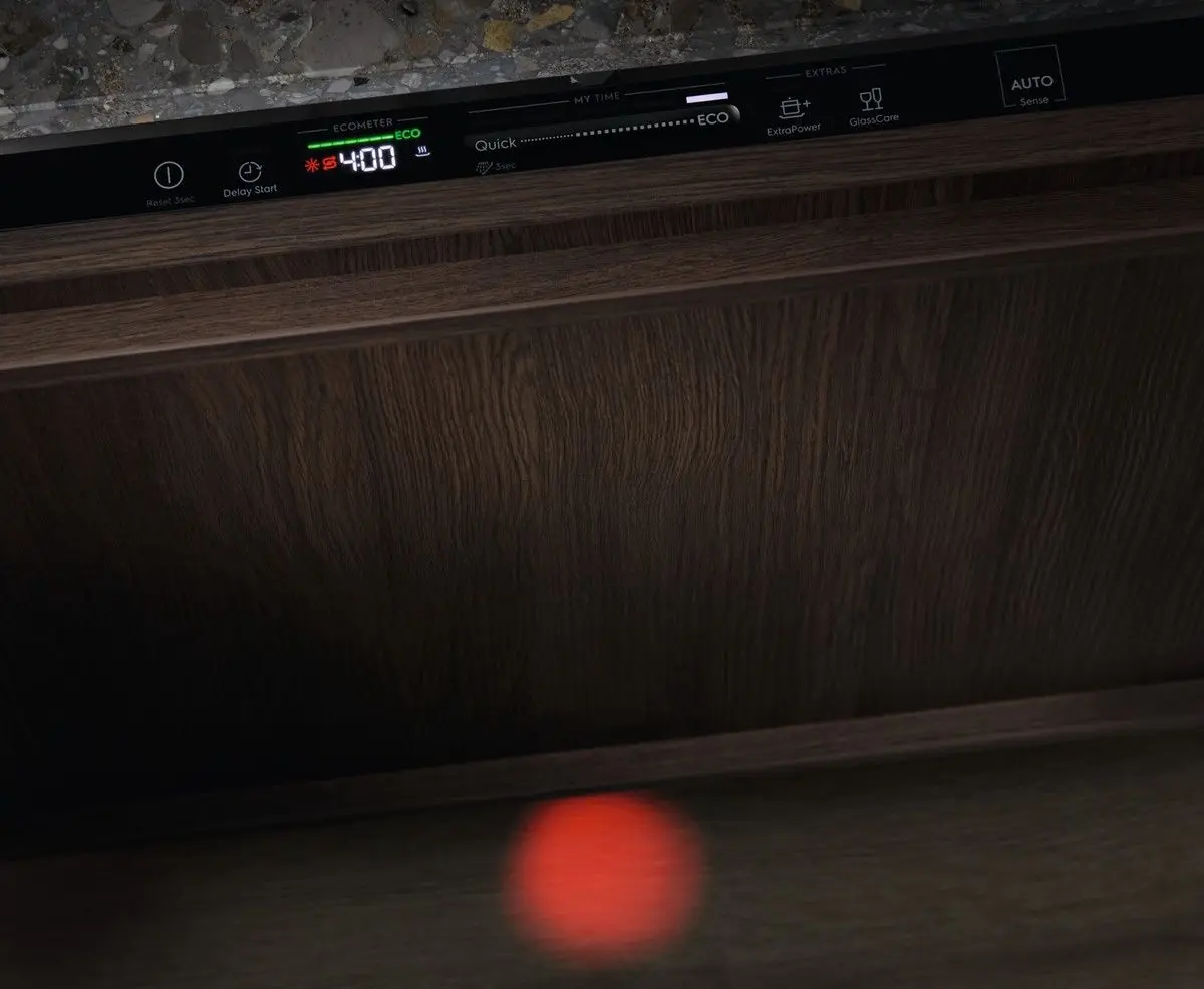 Встраиваемая посудомоечная машина Electrolux ComfortLift EEC767310L (Silver)