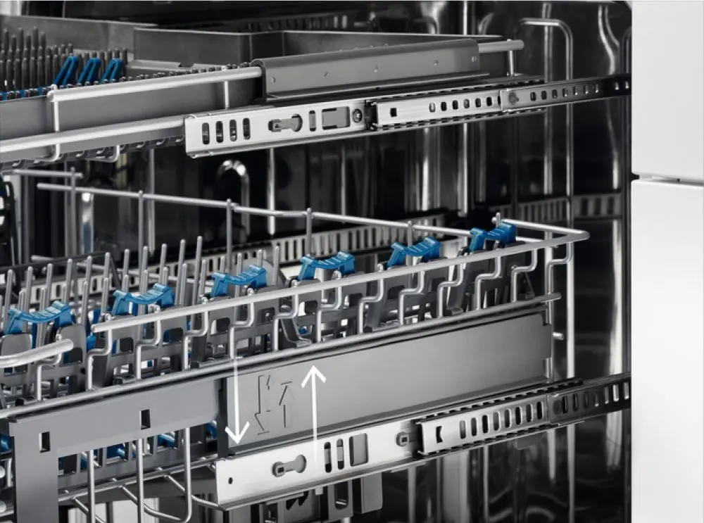 Встраиваемая посудомоечная машина Electrolux EEM43211L (Black)