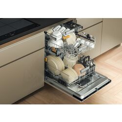 Встраиваемая посудомоечная машина Hotpoint-Ariston HM7 42 L (Black) Thumb