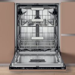 Встраиваемая посудомоечная машина Hotpoint-Ariston HM7 42 L (Black) Thumb