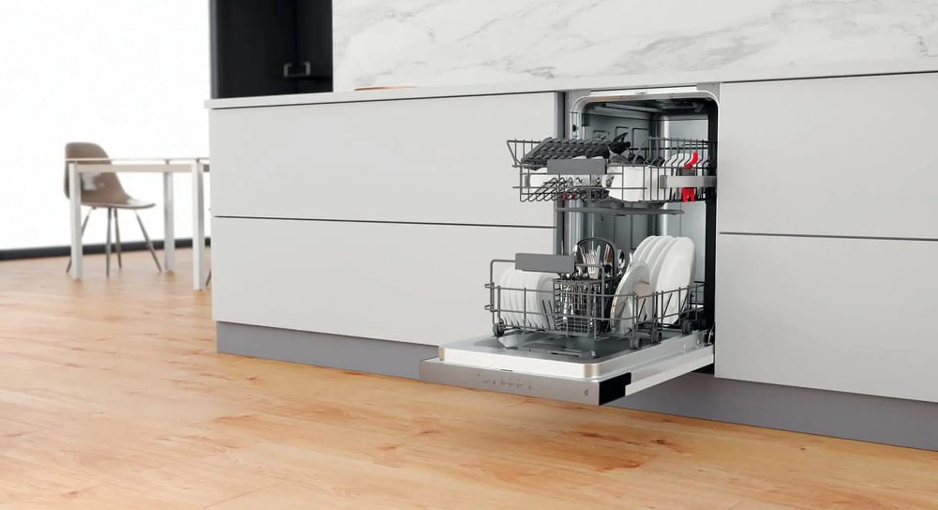 Встраиваемая посудомоечная машина Whirlpool WSBC 3M27 X (Inox)