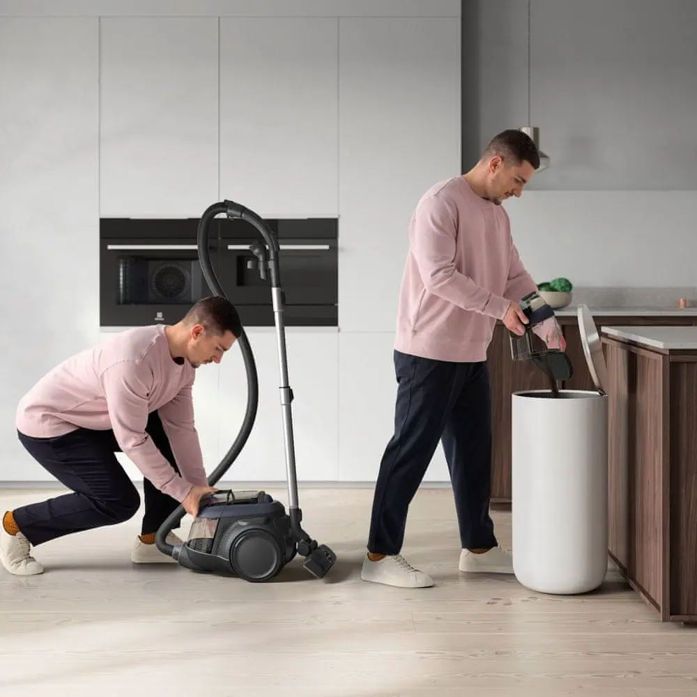 Пылесос Electrolux EL61C3DB (Blue) - 2