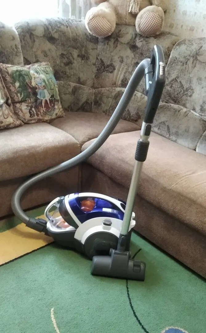 Aspirator LG Kompressor VC73155NMVB (Blue/White)