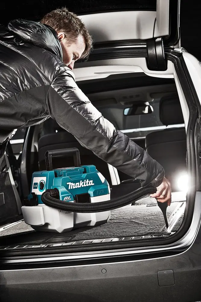 Aspirator cu acumulator Makita DVC750LZ Solo