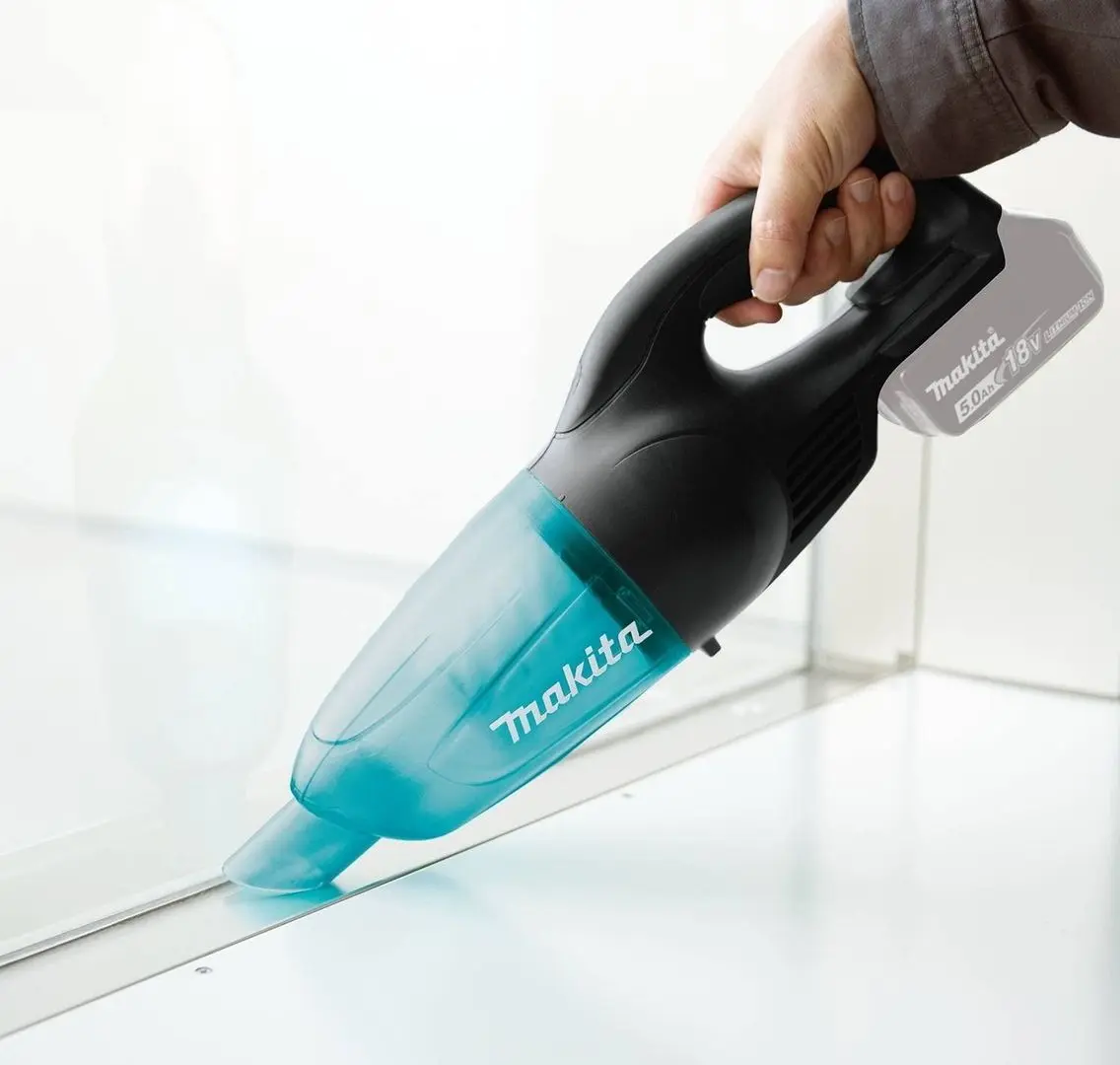 Пылесос аккумуляторный Makita DCL180ZB