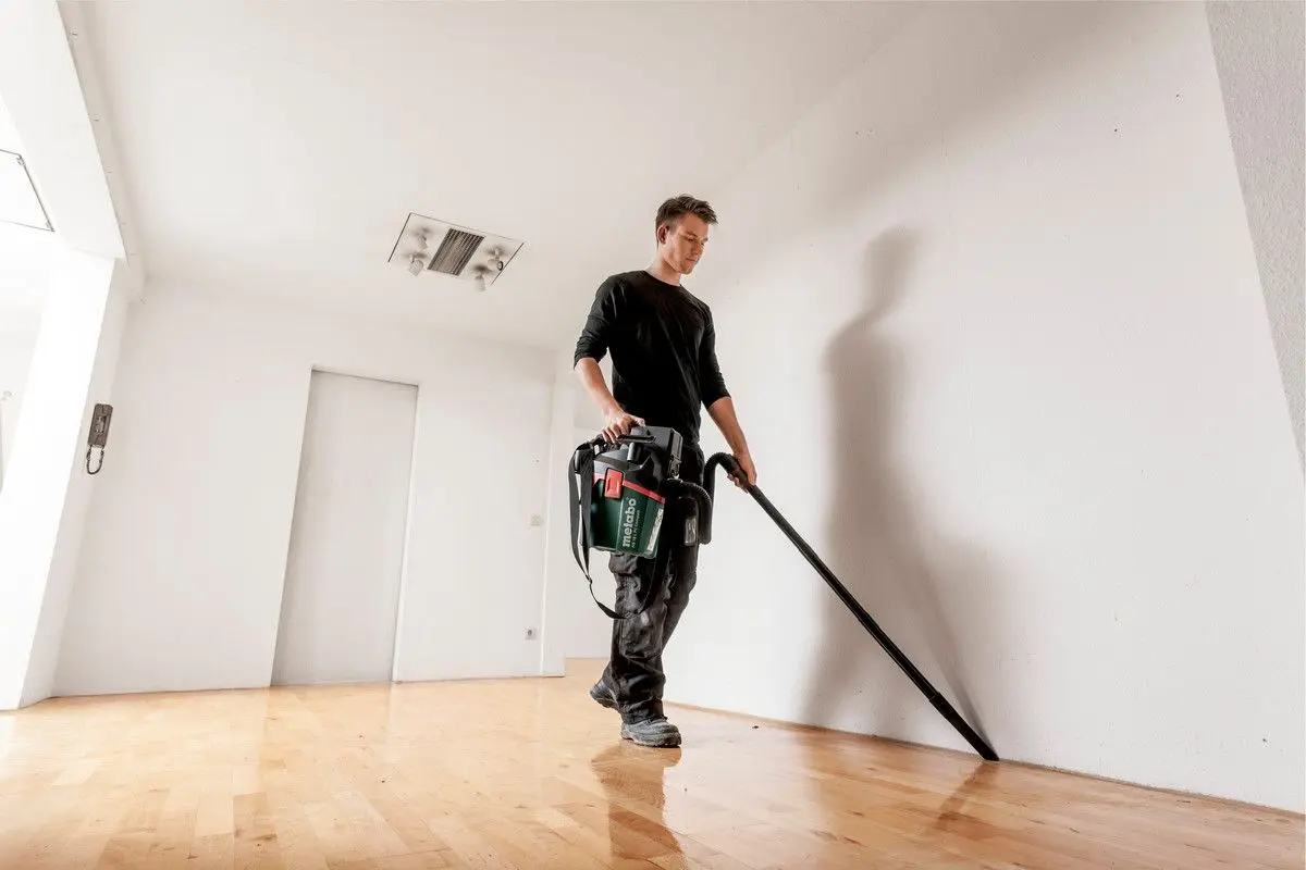 Aspirator industrial Metabo AS 18 L PC Compact (Black/Green)