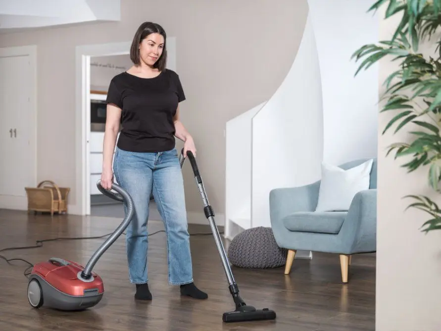 Aspirator Nilfisk Bravo SR10P07A EU (Spitfire Red) - 3