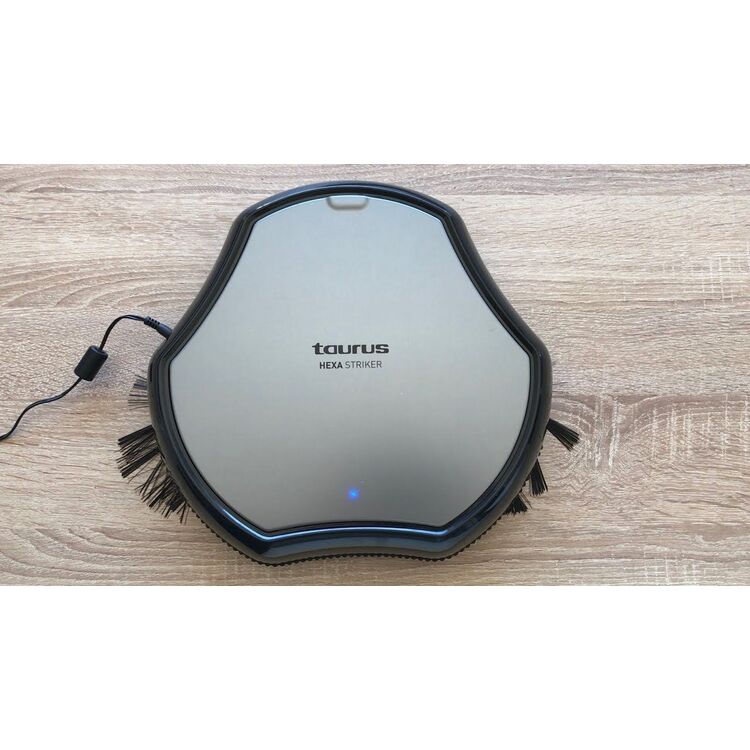 Роботпылесос Taurus Hexa Striker (Black/Silver)