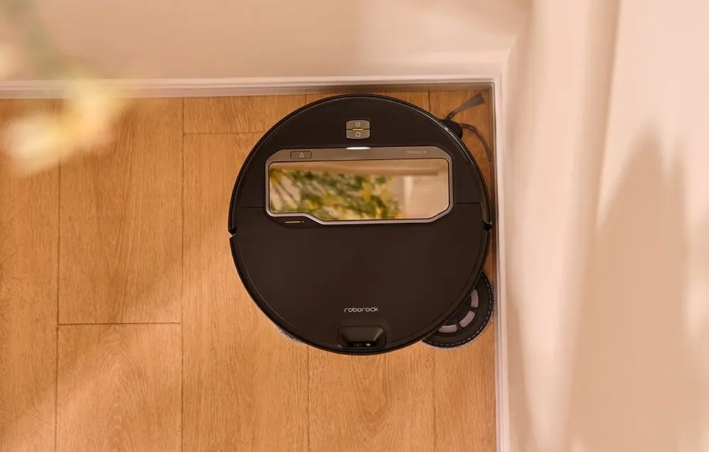 Aspirator-robot Roborock Saros Z70 (Black)