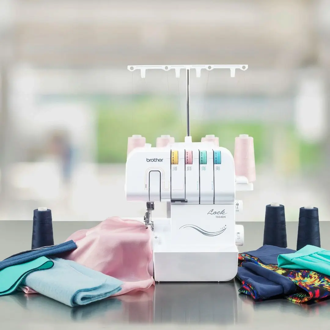 Masina de surfilat Brother 1034DX (White)