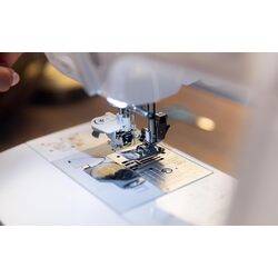 Masina de cusut Brother Innov-is A65 (White) Thumb