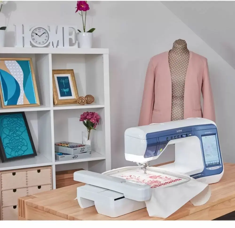 Masina de cusut Brother Innov-is V5 LE (White/Blue)