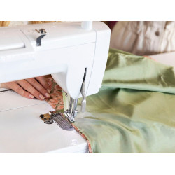 Швейная машина Brother PQ1600S (White) Thumb