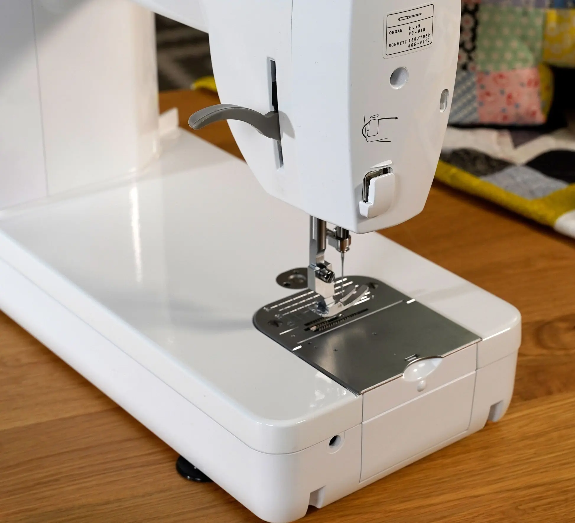 Швейная машина Brother PQ1600S (White) - 10