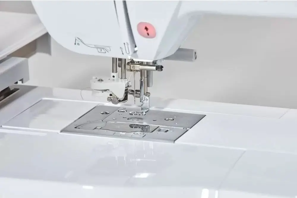 Masina de brodat Brother Innov-is NV880E (White)