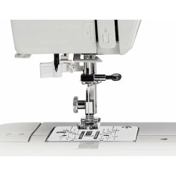 Швейная машина Elna eXplore 220S (White) Thumb
