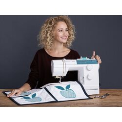 Masina de cusut Husqvarna Viking Emerald 116 (White/Blue) Thumb